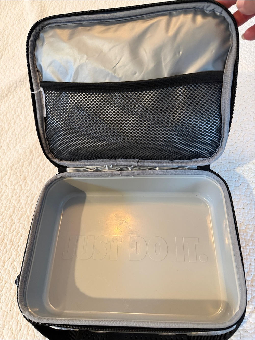 Nike Hard Shell Lunch Box - Picture 4 of 7